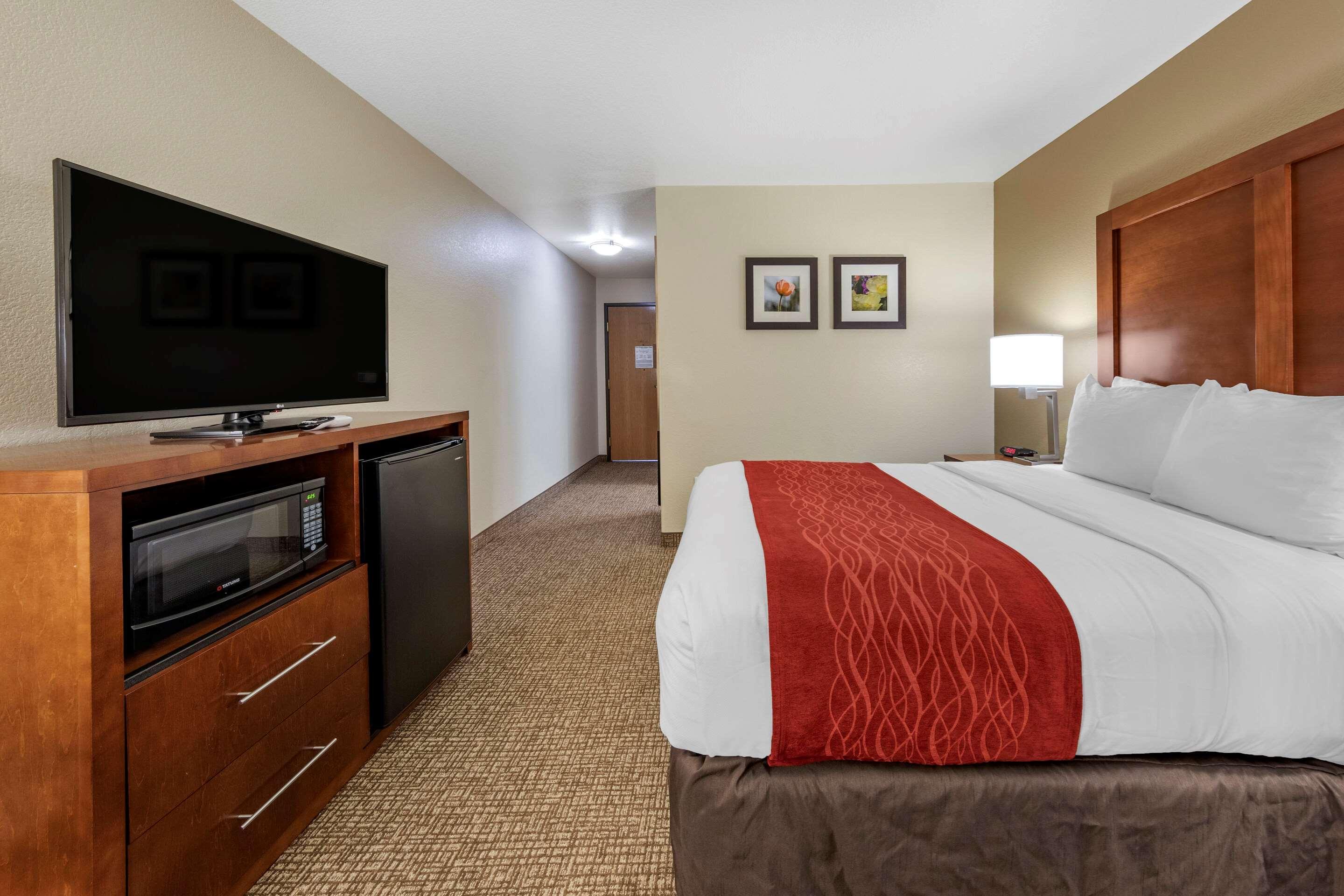 Comfort Inn Fontana Εξωτερικό φωτογραφία