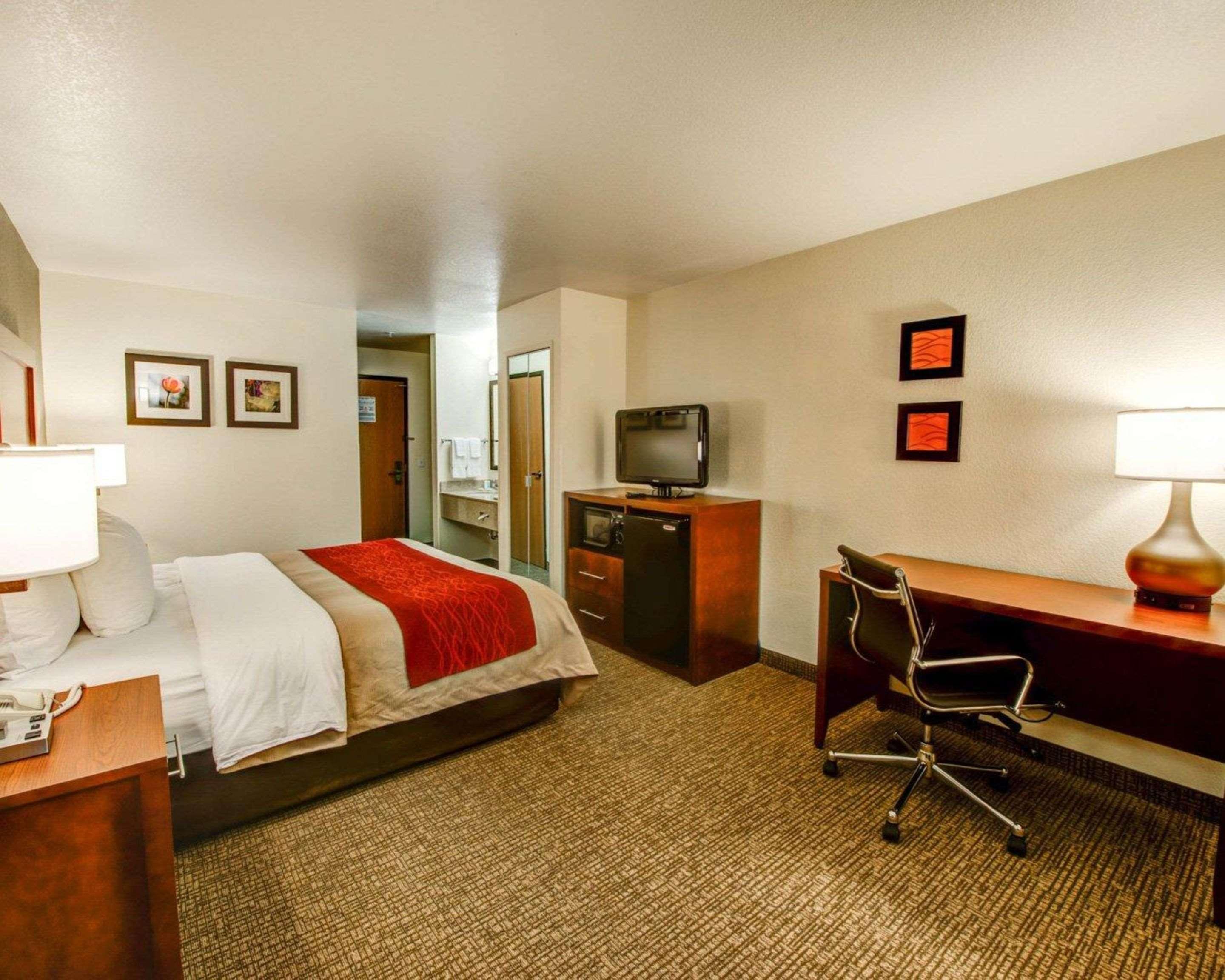 Comfort Inn Fontana Εξωτερικό φωτογραφία