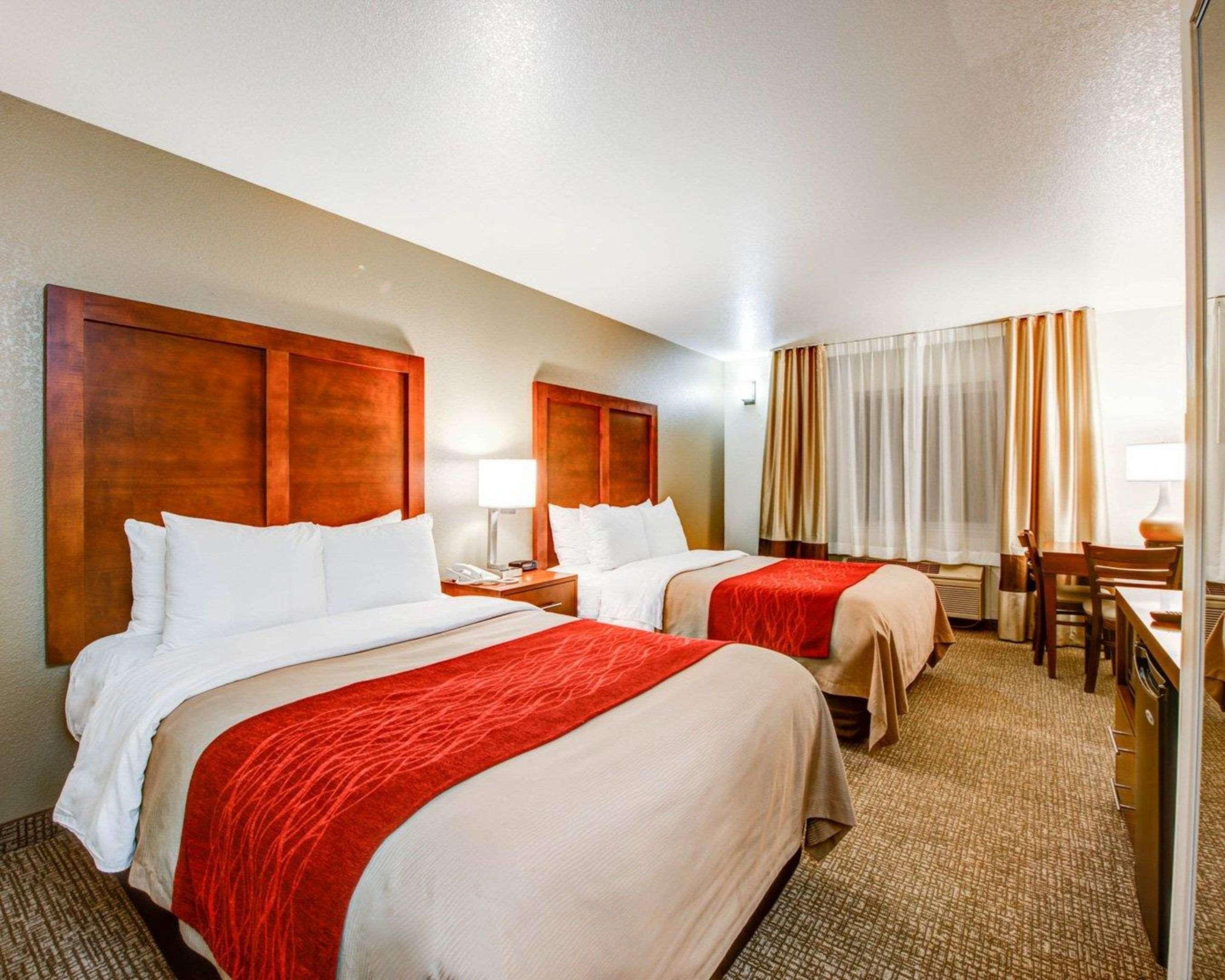 Comfort Inn Fontana Εξωτερικό φωτογραφία