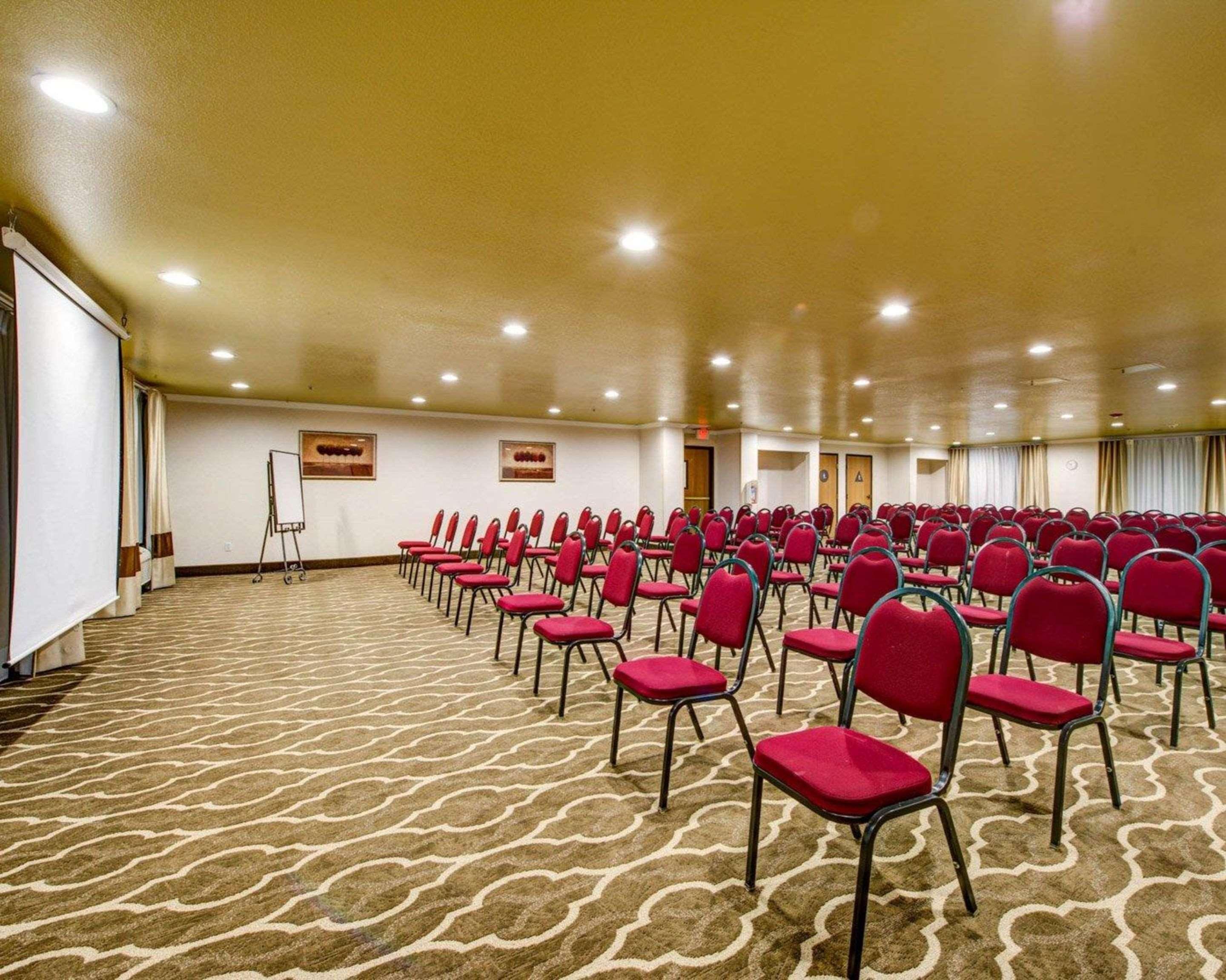 Comfort Inn Fontana Εξωτερικό φωτογραφία